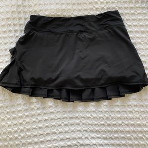 Lulu lemon tennis skirt